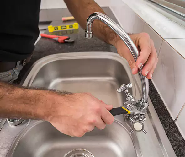 Local Experts for Faucet Repair in Moorpark, CA:Schedule Affordable Faucet Repair Services with Us